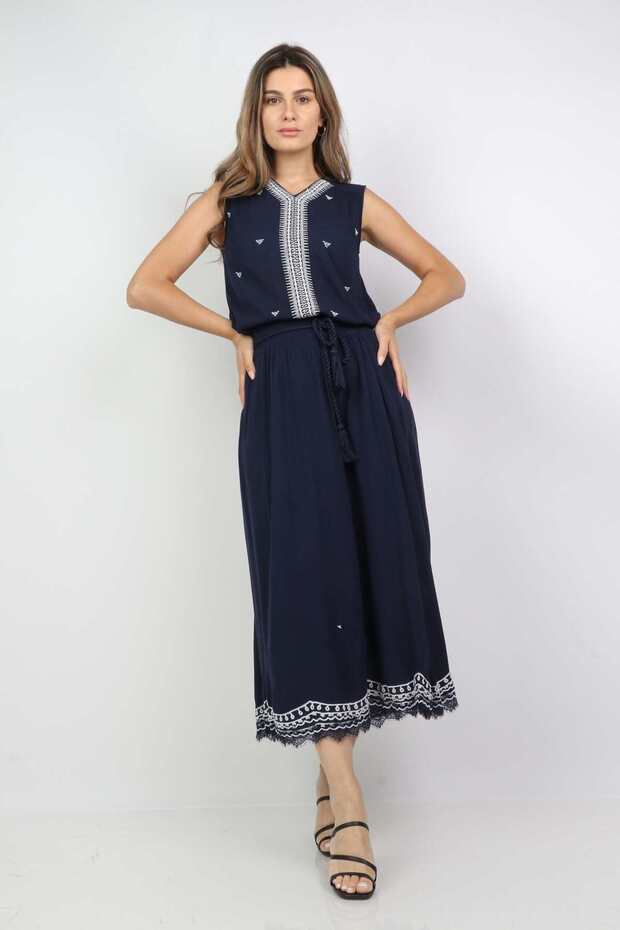 تنورة ميدي سادة مع نقوش - 1