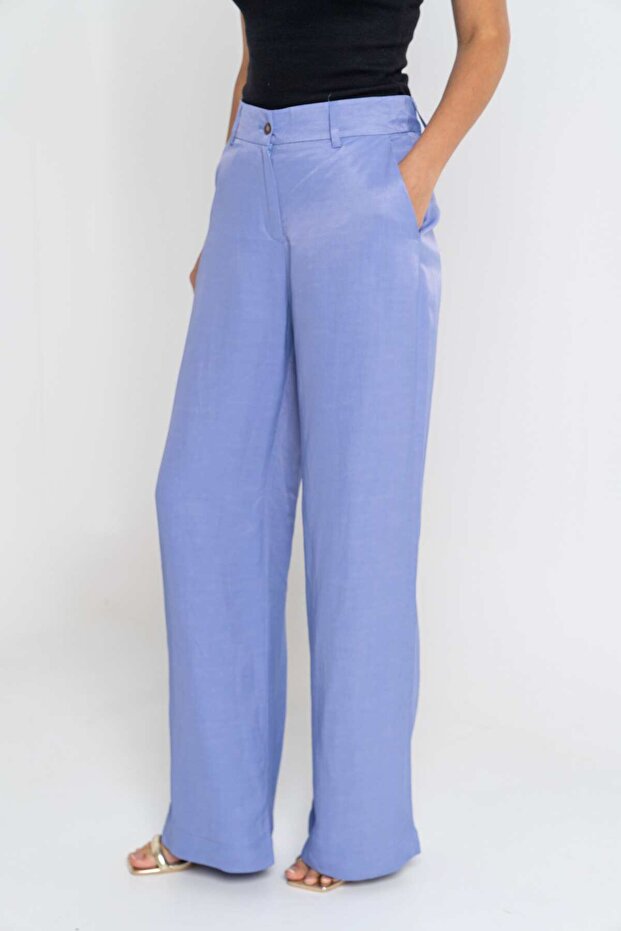 Solid Wide-Leg Pants - 1