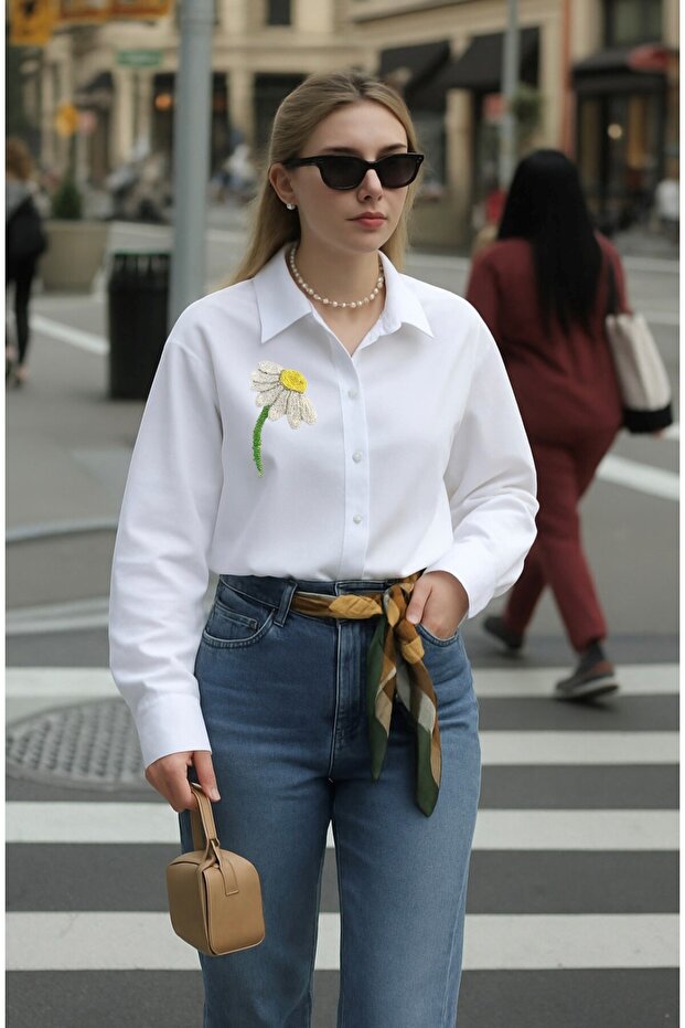 Daisy Embroidered White Shirt