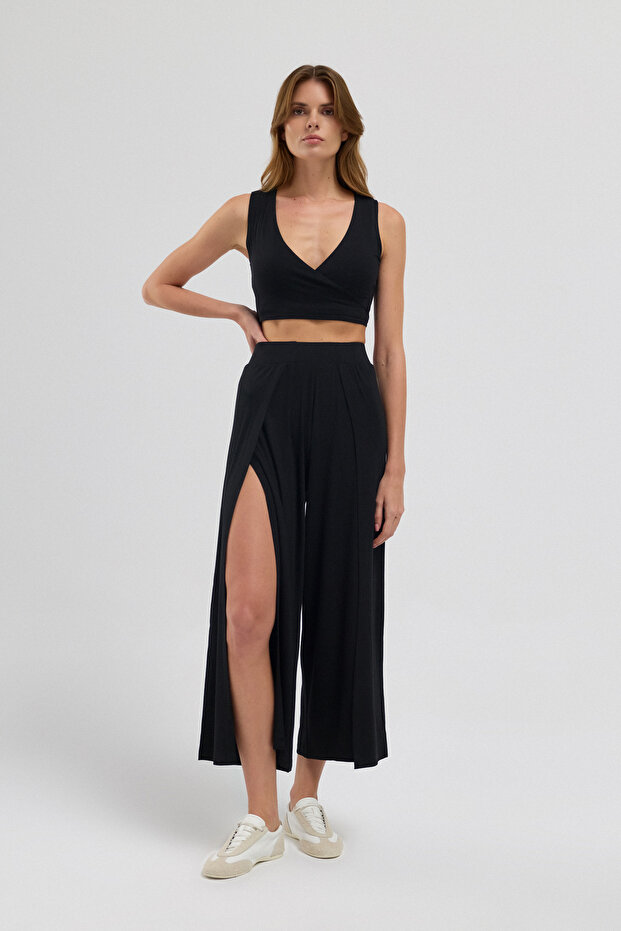 Soft Skin Touch Aera Slit Pants
