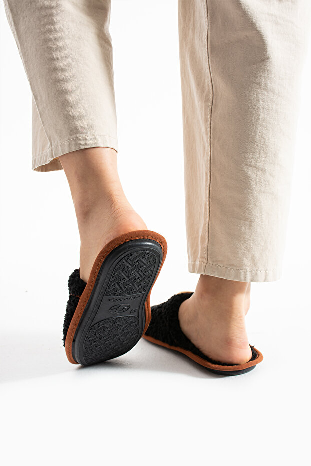 Siyah Havlu Kışlık Terlik Ev Terliği (Dar kalıptır) - 4