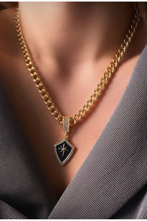 Star Patterned Northern Necklace