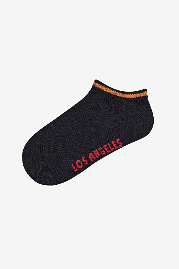 جوارب للأولاد باللون الأسود الأساسية مكونة من 4 قطع - 5