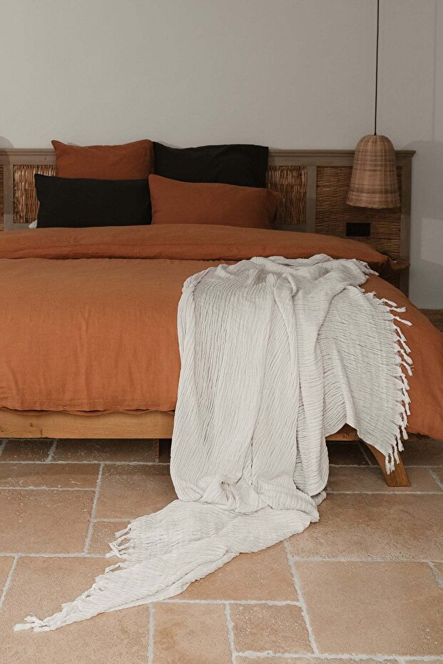 Wrinkled Linen Blend Sofa Throw, Blanket Off-White 170X245 cm