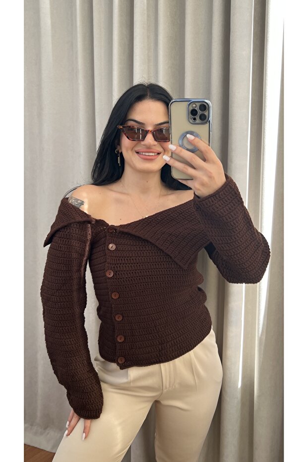 بلوزة ACI بنية اللون بأزرار أمامية - 3