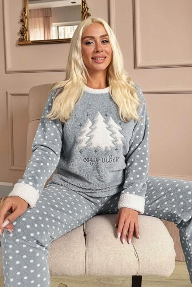 Gri Pine Tree Desenli Kadın Peluş Pijama Takımı - 1