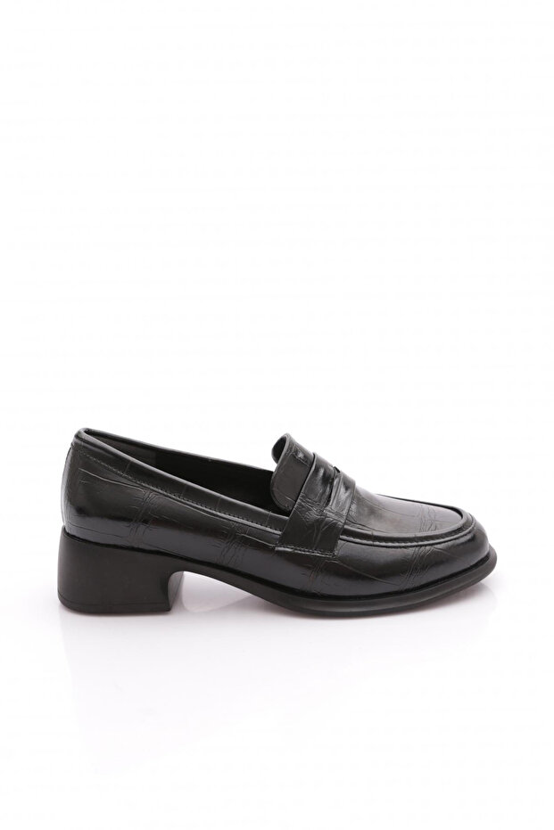 Pm161-K1066 Women's Loafer Shoes