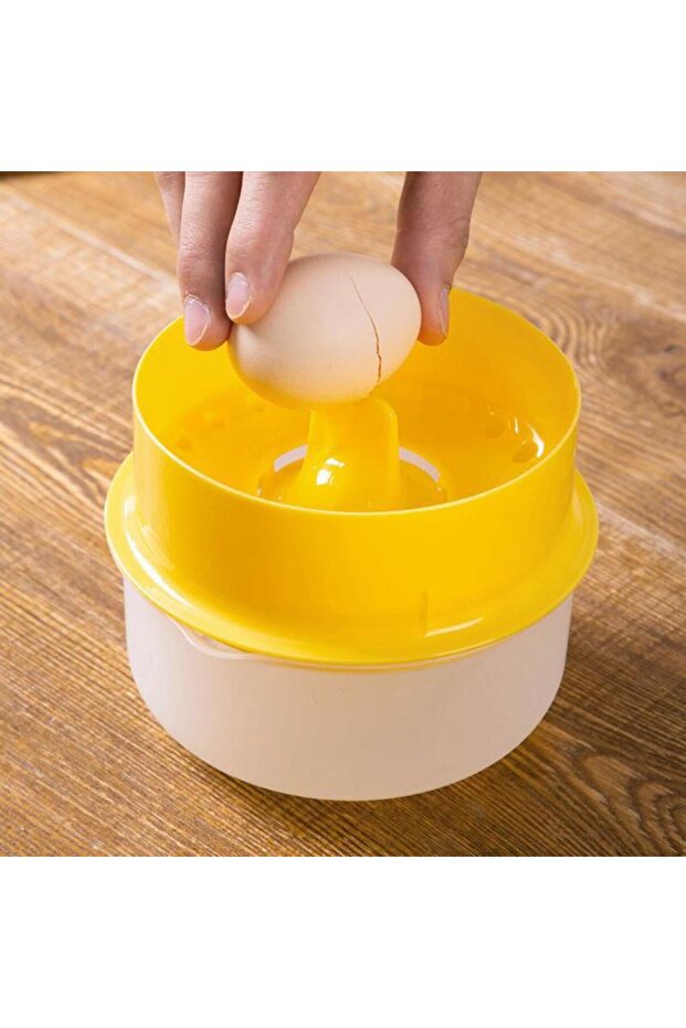 Separator for egg yolks from whites. Easily. - 3