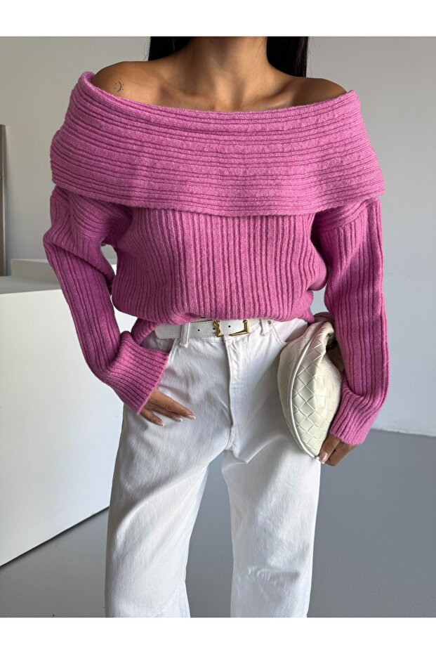 Degaje Madonna Collar Comfortable Fit Women's Knitwear Sweater