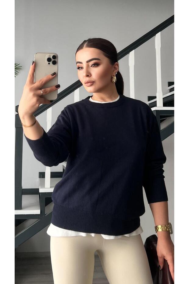 سترة أساسية من الصوف ذات ياقة دائرية باللون الأزرق الداكن - 1