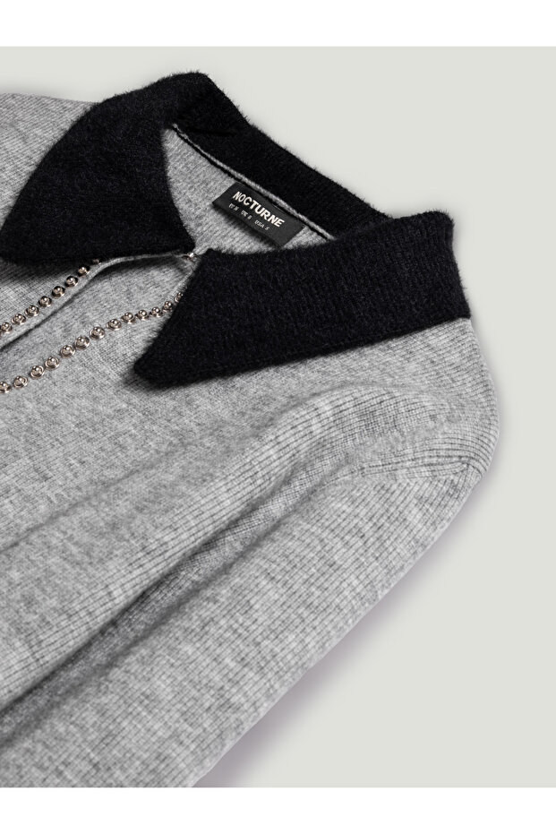 Aksesuar Detaylı Triko - 7