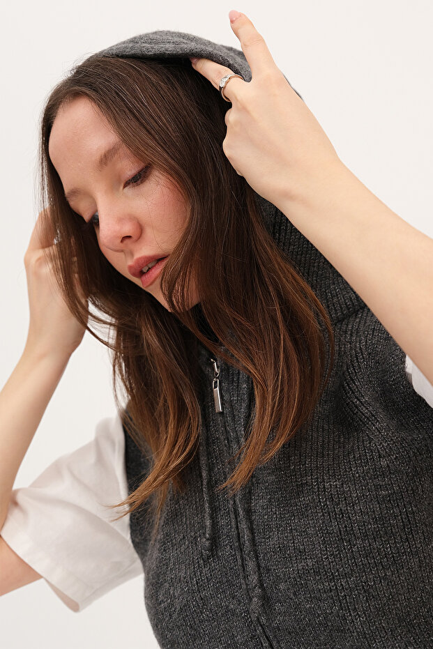 Kapüşonlu Triko Yelek Y3478 - 2