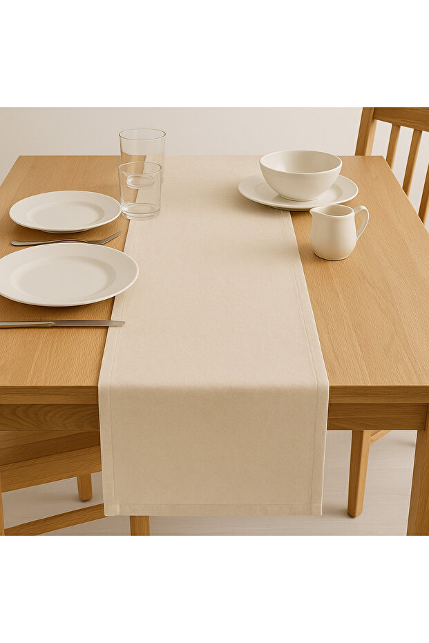Soft Velvet Look Table Runner – Minimal & Stylish Touches (40×140 cm)