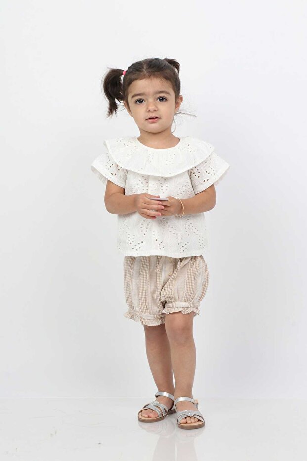 بلوزة بناتية سادة برقبة دائرية - 1