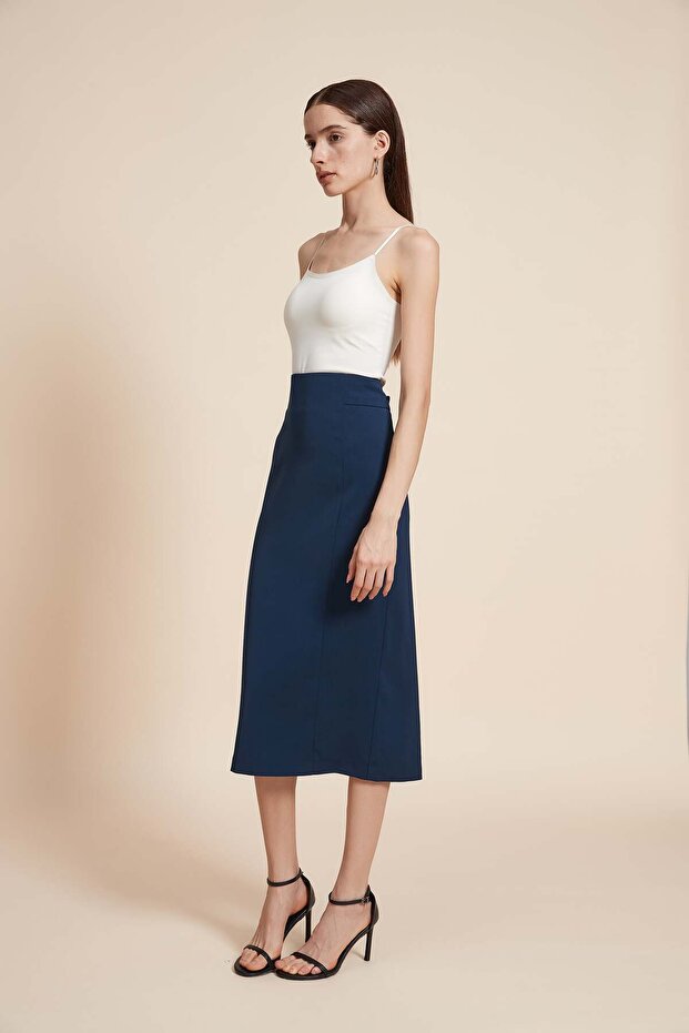Solid Midi Skirt with Straight Cut - 2