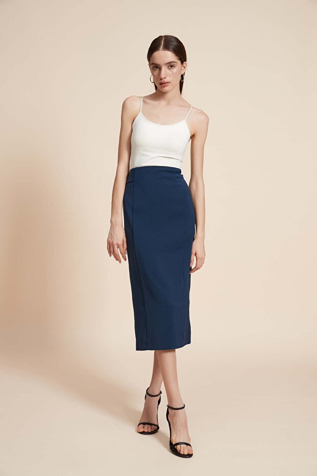 Solid Midi Skirt with Straight Cut - 3