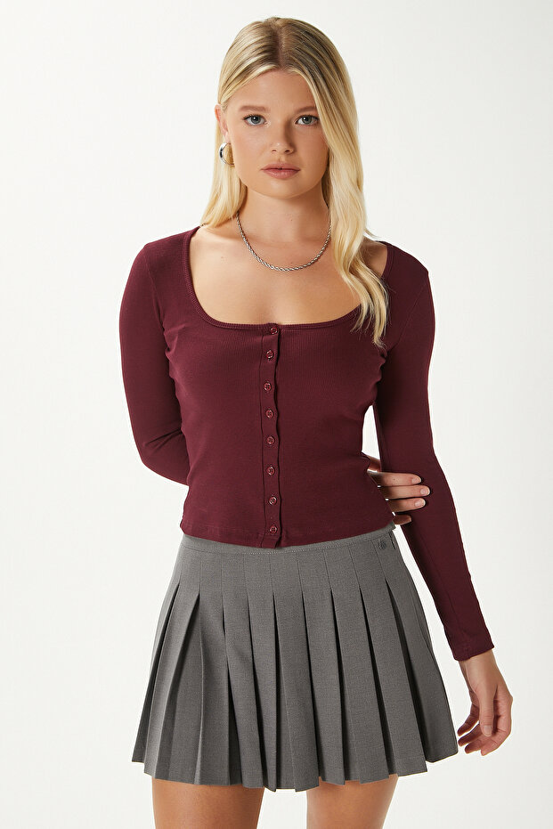 Women's Jesse U-Neck Buttoned Long Sleeve Burgundy Ribbed Cotton Blouse