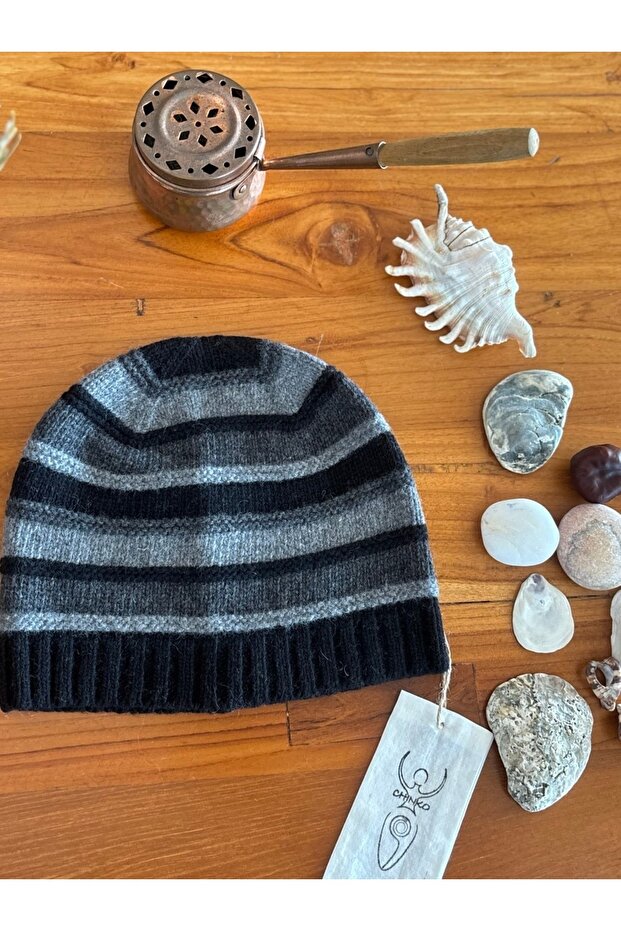 قبعة رجالية من صوف الحملان ذات نمط مخطط - 4