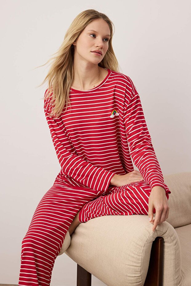 Kırmızı Çizgili Gökkuşağı Baskılı Viskon Örme Pijama Takımı THMAW25PT00014 - 2