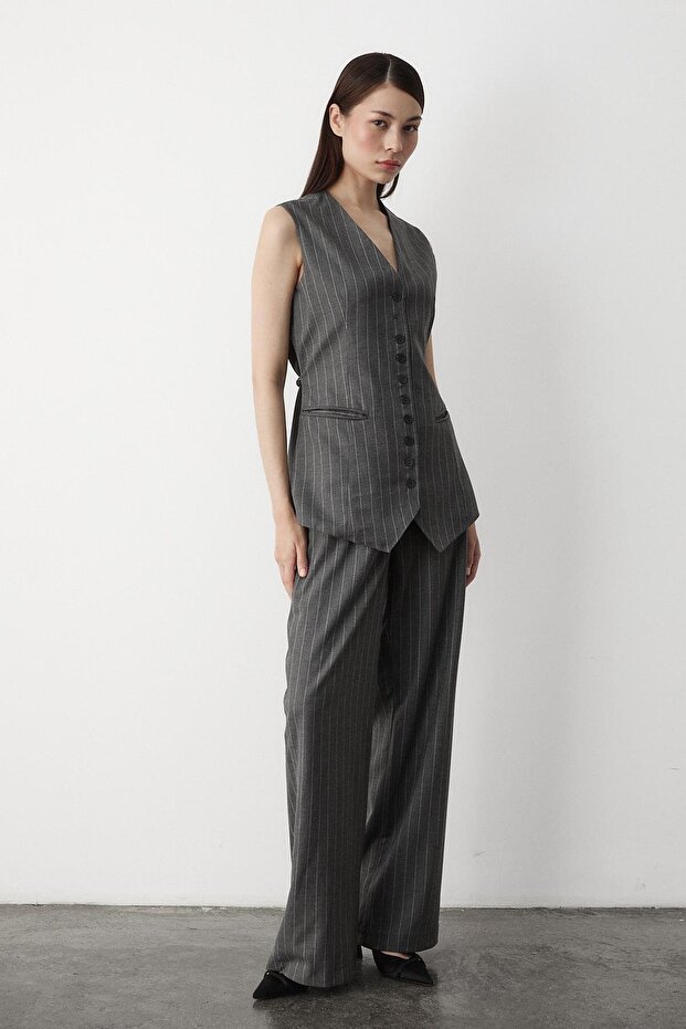 طقم مخطط أنثراسايت فاخر - متعدد الأزرار - 4