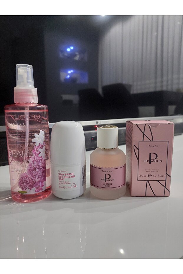 ROSE COSMETICS SET - 4