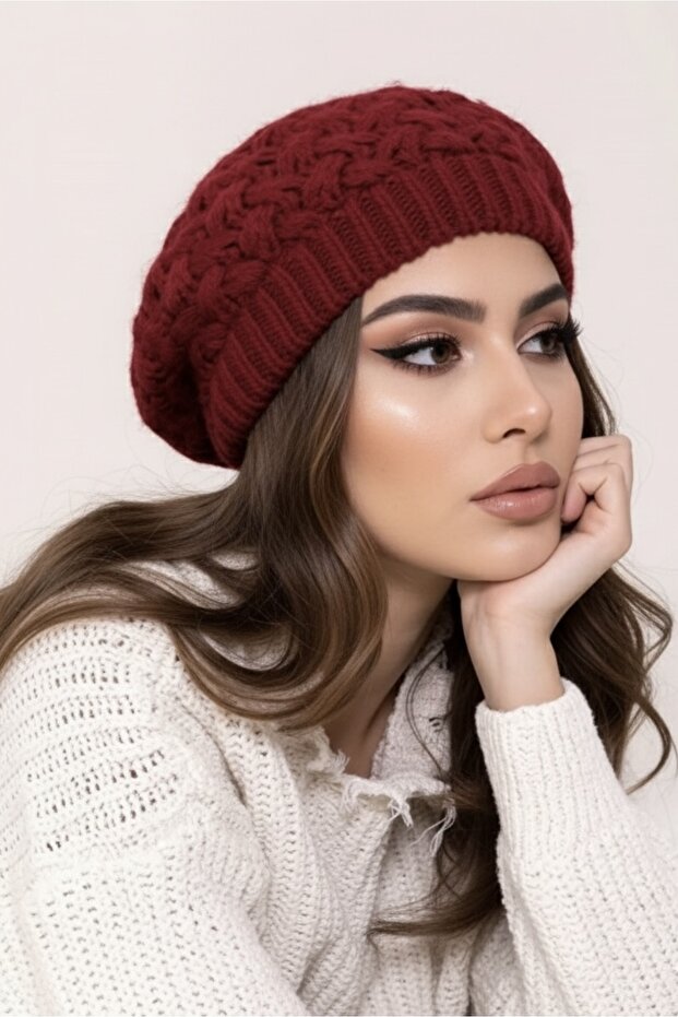 محبوك طبقة مزدوجة الرسام بيريه كلاريت الأحمر