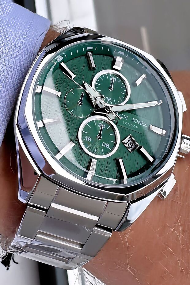Original Gift Men's Wristwatch with Calendar Silver Color Steel Band 3 Atm Water Resistant Tje2607C8