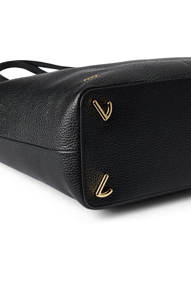 Tote M Pebbled Leather Bag - 3