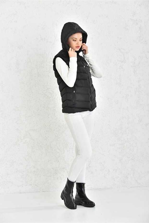 Unisex Black Gel Padding Hooded Puffer Vest