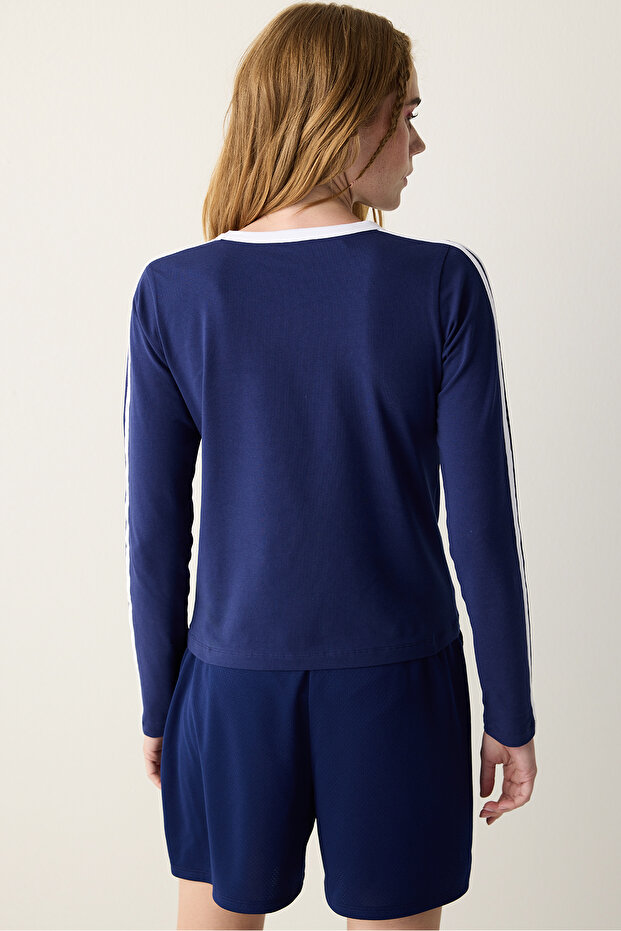 Hello Kitty Lacivert Üst - Sanrio Koleksiyonu - 4