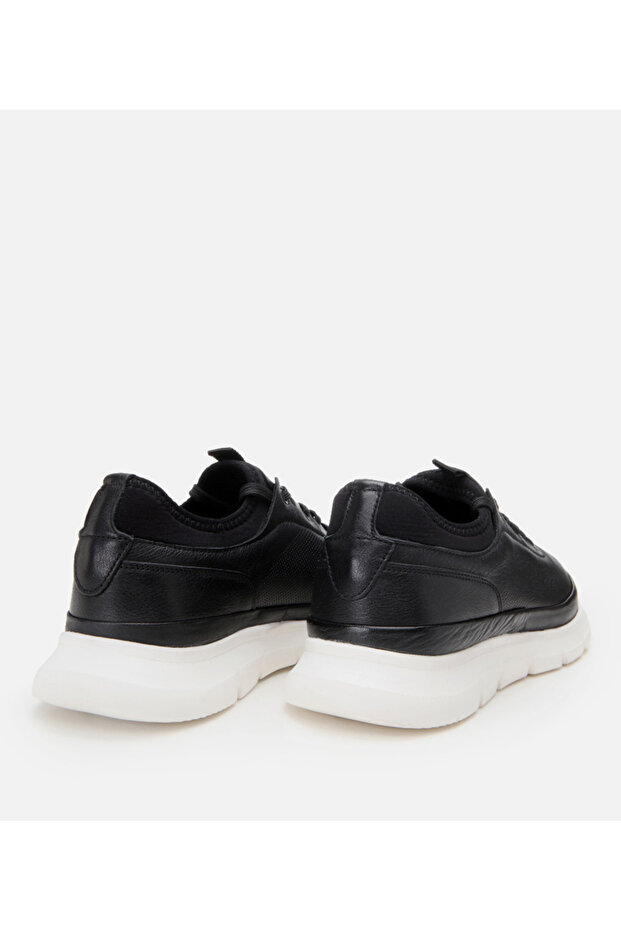 Valódi bőrből készült fekete férfi tornacipő - 5