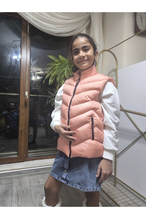 Girls-Boys Inflatable Vest with Lining, Zippered Pockets, Water-Repellent, Windbreaker, Heat Insulation, Salmon