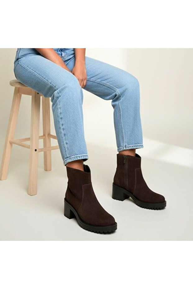 Brown Suede Genuine Leather Zippered Women's Thick Heeled Boots