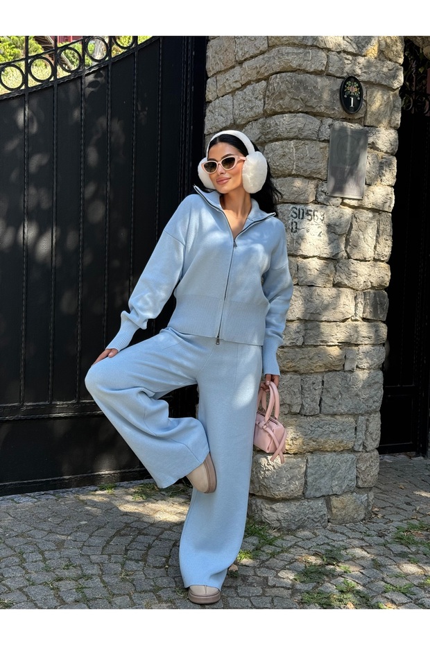 Women's Light Blue Zippered Cardigan and Pants Knitwear Set