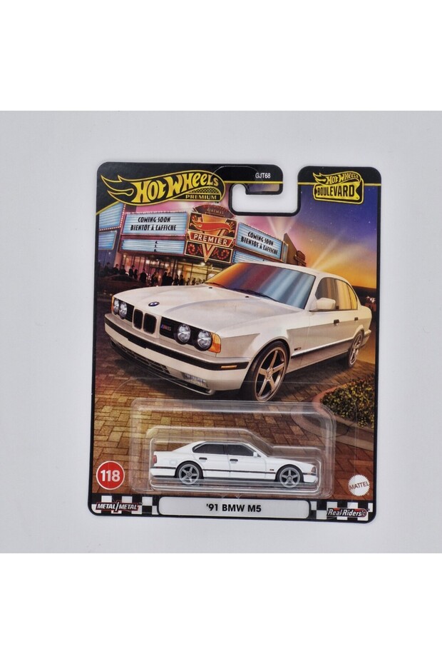 ’91 BMW M5 Boulevard
