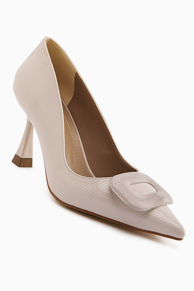 Hiam Beige Buckle Women's Heeled Shoes