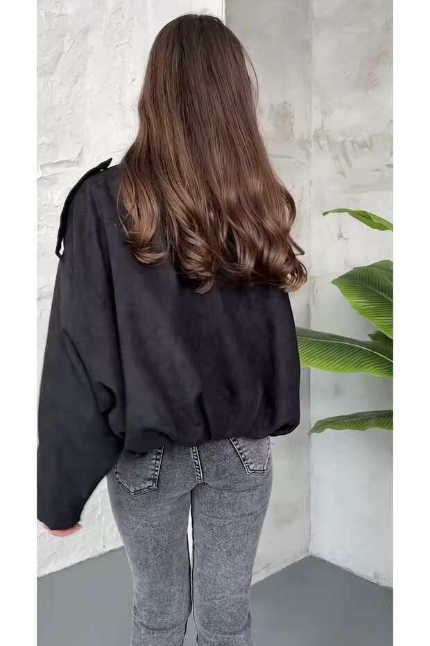 سترة بومبر فاخرة كبيرة الحجم من الجلد المدبوغ - 4