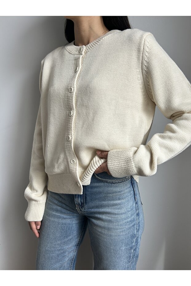 Beige Crew Neck Buttoned Knit Cardigan