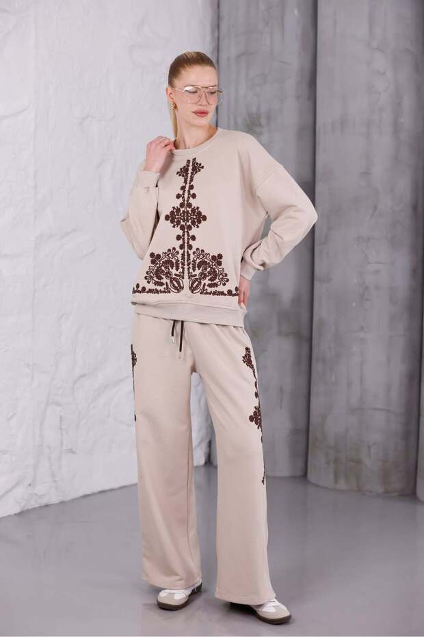 Nakış Detaylı Oversize Eşofman Takımı - 4