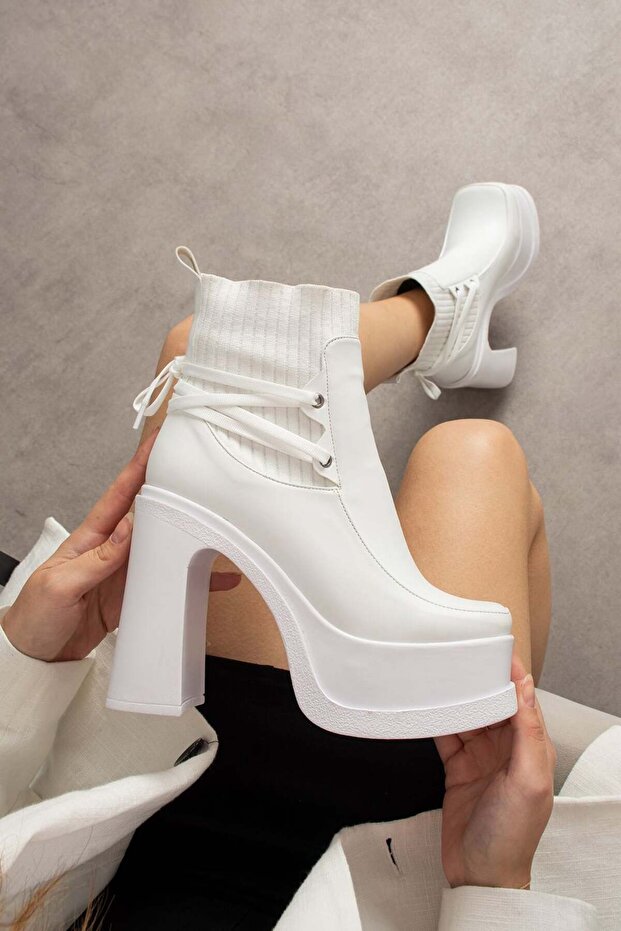 Daphne Beyaz Dolgu Topuklu Bot - 3