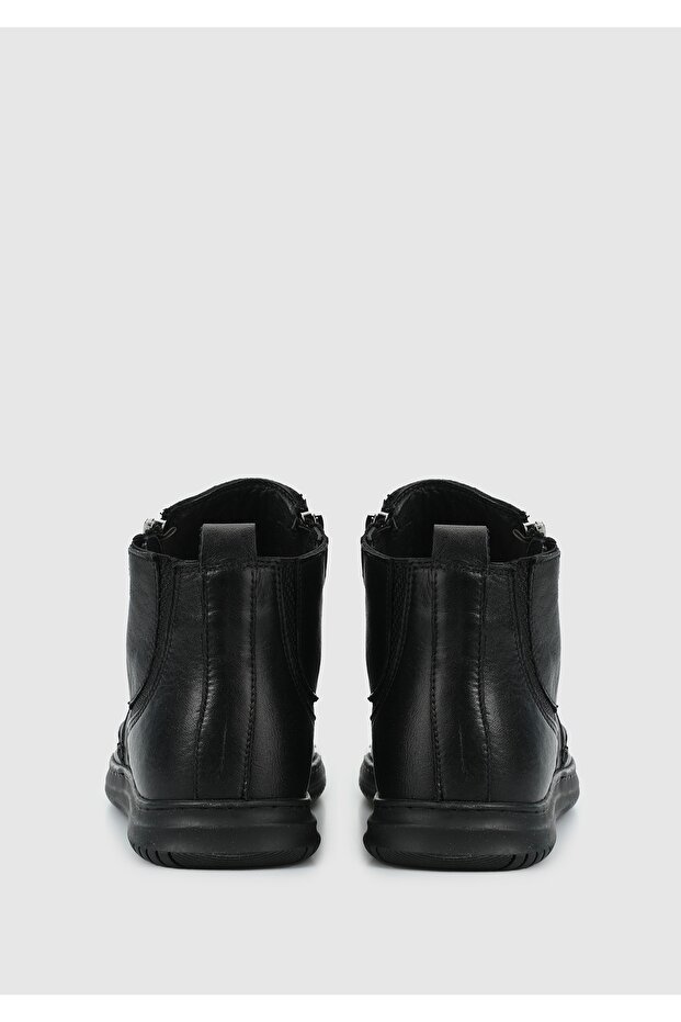 Siyah Deri Kadın Bot - 4