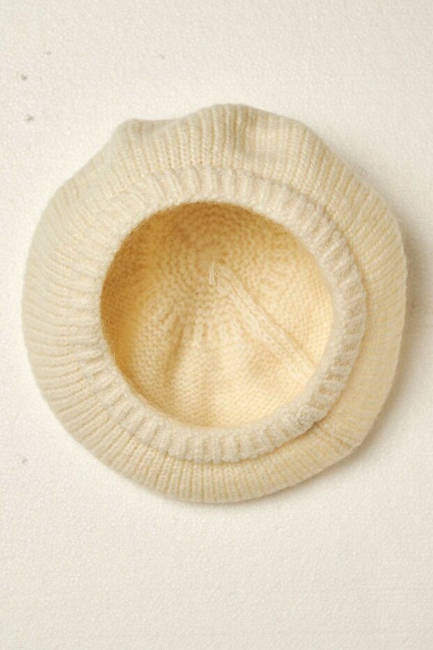 Ribbed Knitted Cap - 1