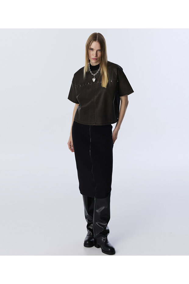 DERİ GÖRÜNÜMLÜ TROK BASKILI BLUZ - 5