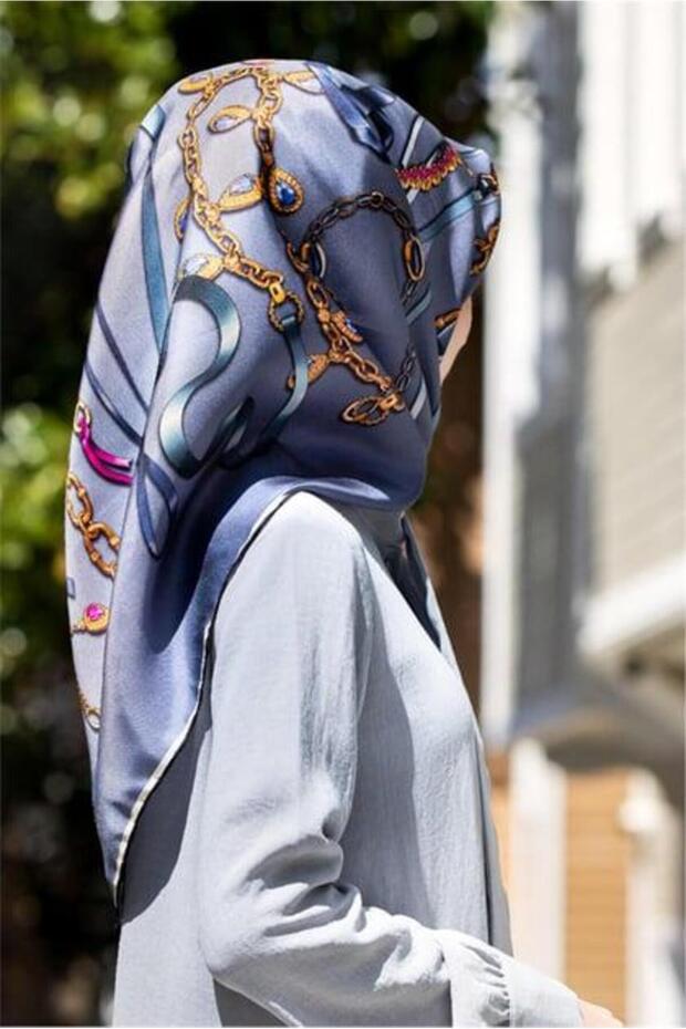 Tivil Silk Scarf 17558 - 10 - 0031 Indigo Chain Pattern