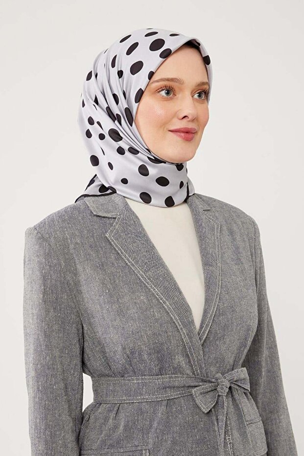 Gray Polka Dot Pattern Twill Digital Scarf - 1