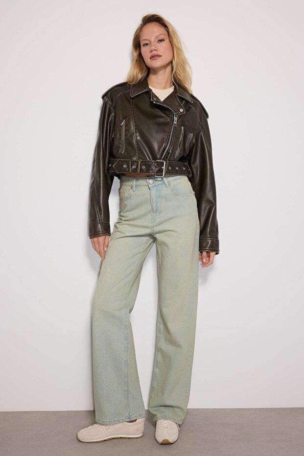 Niebieskie jeansy vintage z szeroką nogawką i efektem bladości TWOSS23JE00166 - 2