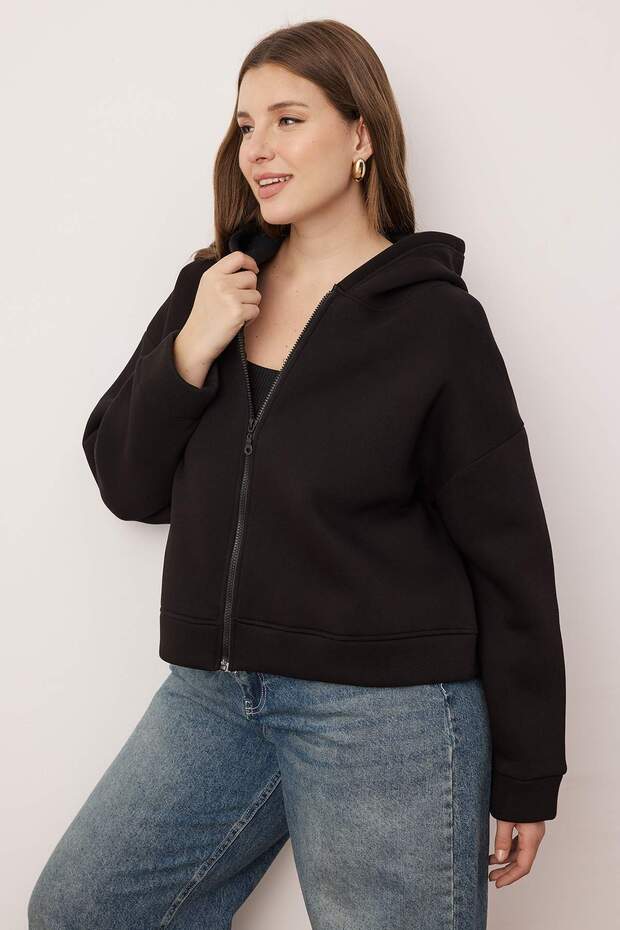 Siyah Kapüşonlu Oversize Crop Boy Büyük Beden Sweatshirt TBBAW26AO00030 - 2