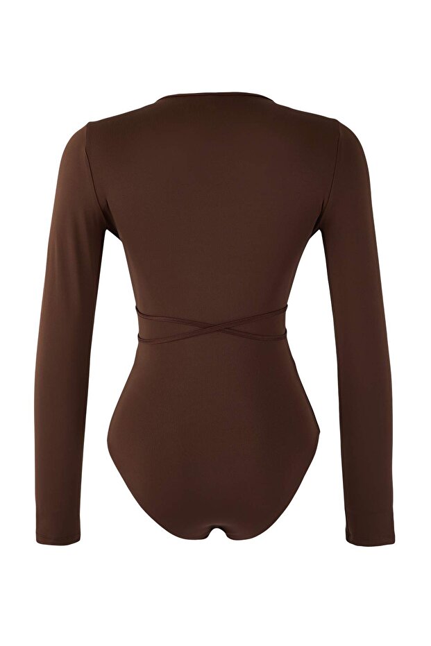 Кафяво боди с дълбоко V-образно деколте и връзки отпред TPRAW26BD00028 - 6