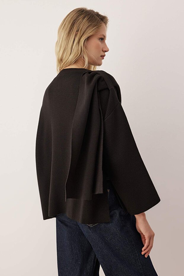 Vücut Seçmeyen Siyah Süper Oversize/Geniş Kalıp Şal Detaylı Triko Panço TWOAW26KZ00160 - 5