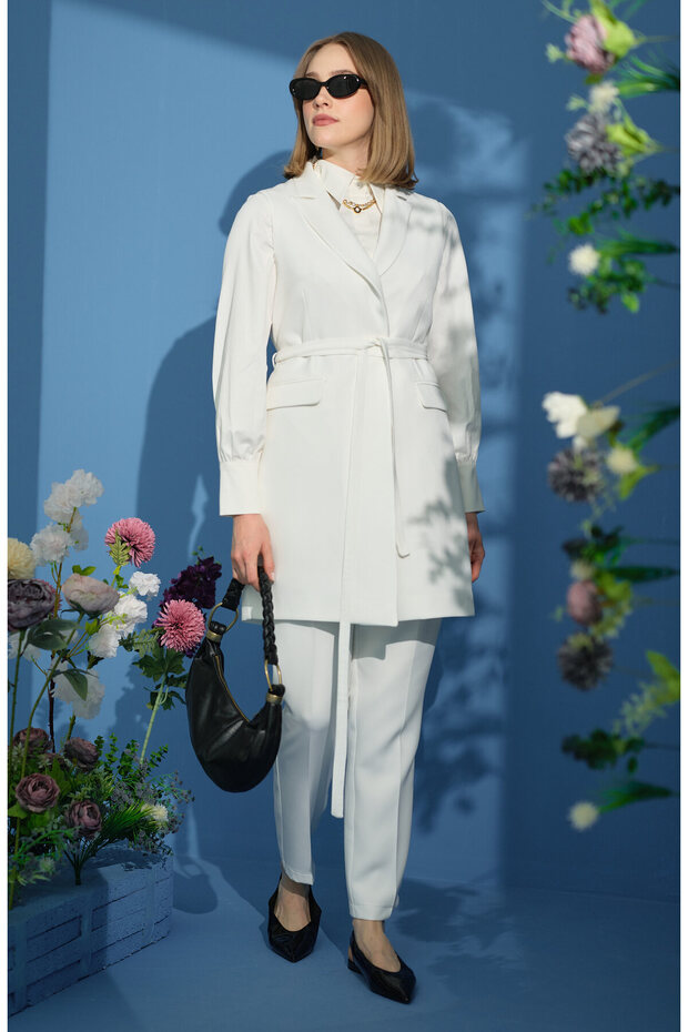 Fit Trousers Ecru